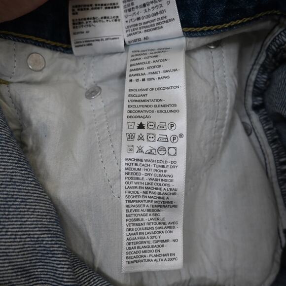 Levi's Low Pro Straight Distressed Jean Womens 31 - Picture 10 of 11